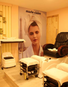 Salon contemporain - Marie Claire